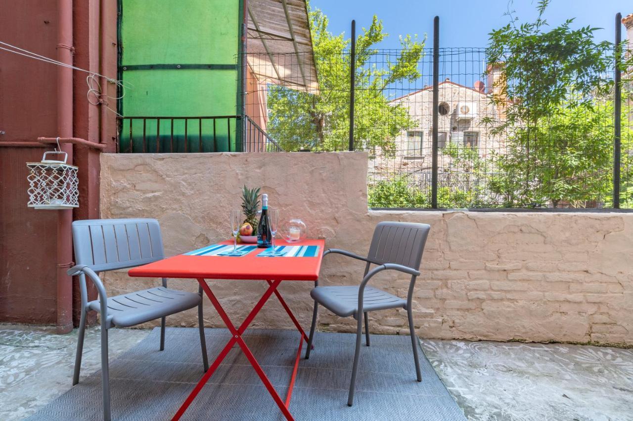 Snug Apartment With Private Courtyard M0270422677 Venice Exterior photo